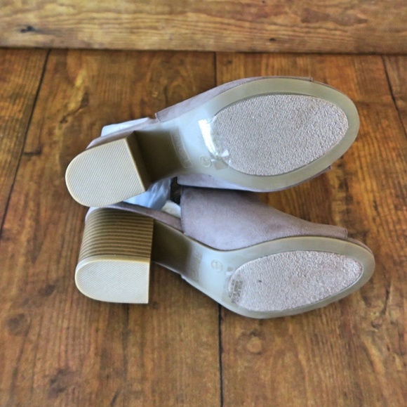 Sold Taupe slingback heel sandals - Picture 4 of 4